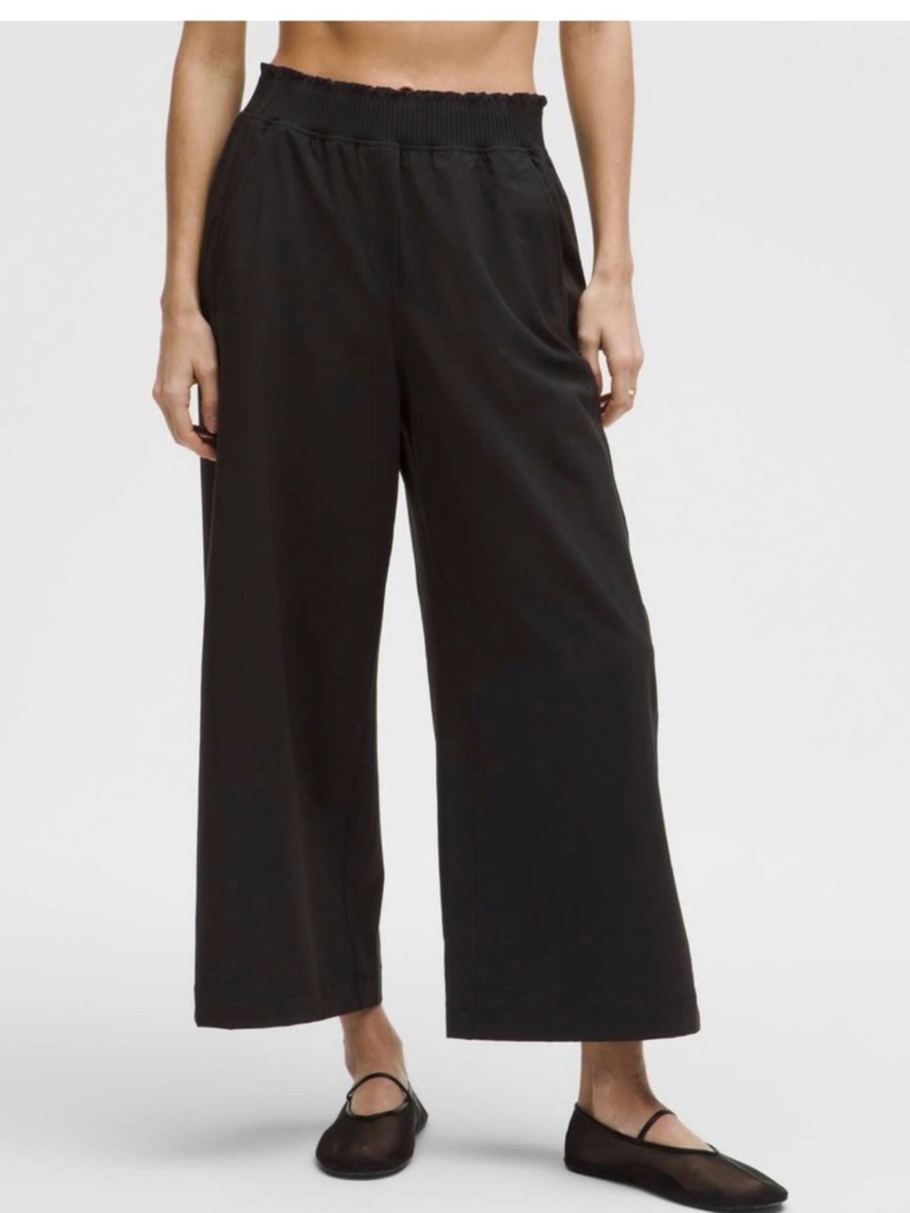 Lululemon Black Woven, ruffle waist, 25 Crop, wide leg, high waist Large - Picture 9 of 9